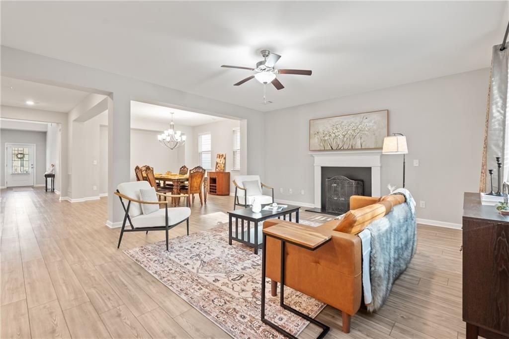 4437 Waxwing St - Photo 6 of 48