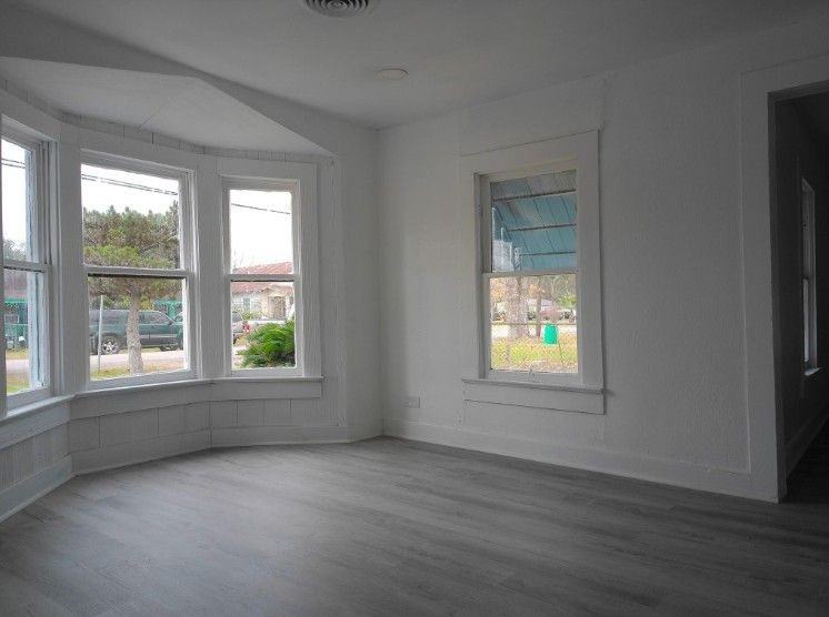 1200 Avenue A - Photo 2 of 17