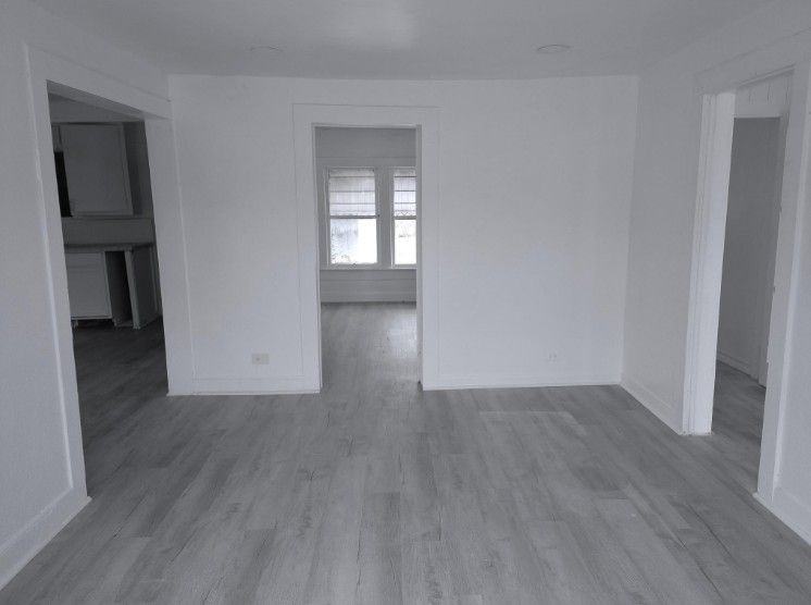 1200 Avenue A - Photo 3 of 17