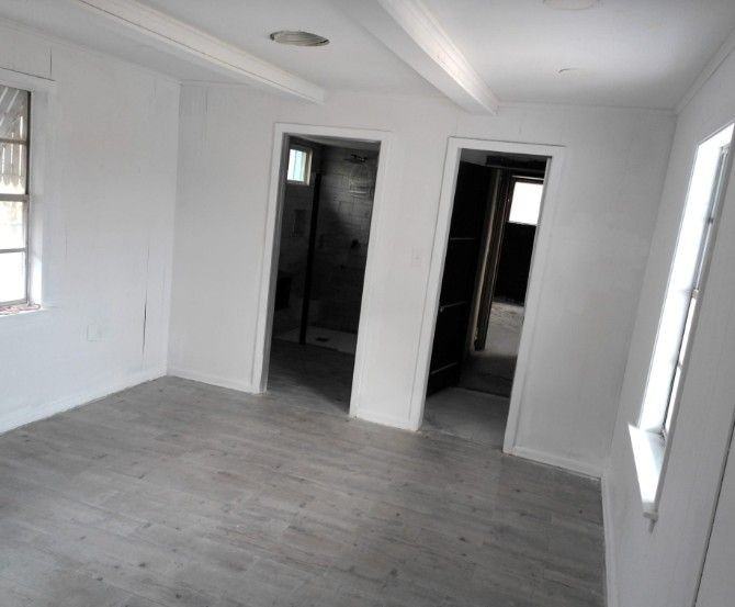 1200 Avenue A - Photo 5 of 17