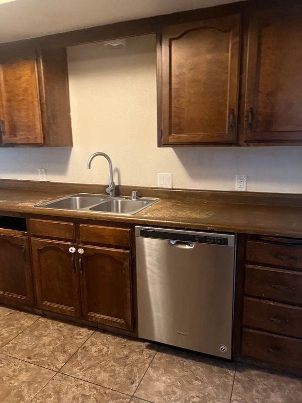 1823 W Whitendale Ave - Photo 5 of 13