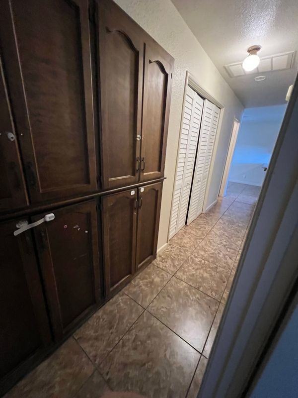 1823 W Whitendale Ave - Photo 7 of 13