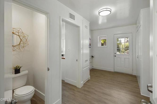 5046 Fallhaven Ln - Photo 2 of 22