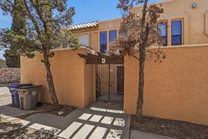 featured image of 10604 Springwood Dr #D