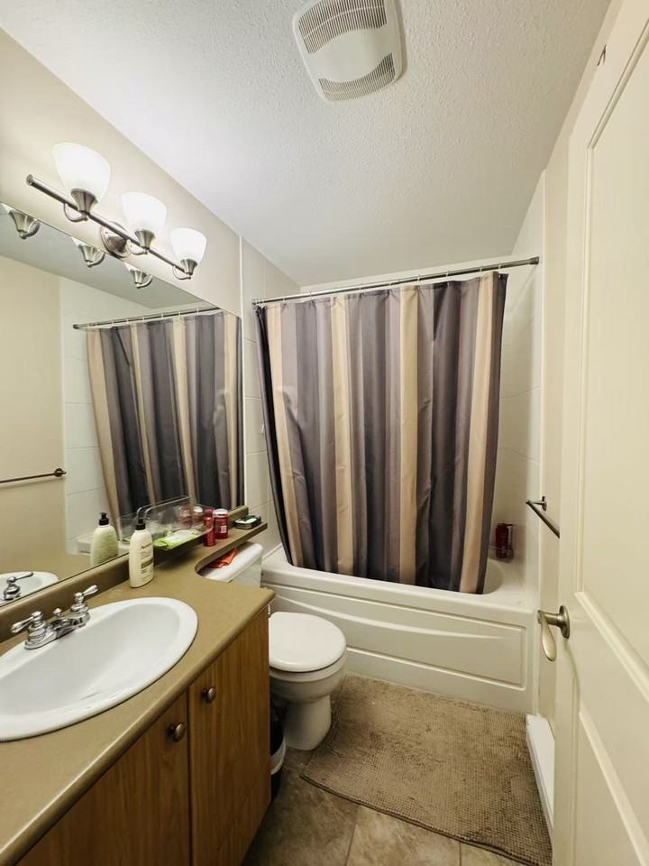 16789 60 Avenue #3X - Photo 3 of 12