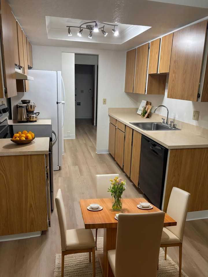 North Haven Apartments - Photo 5 of 10