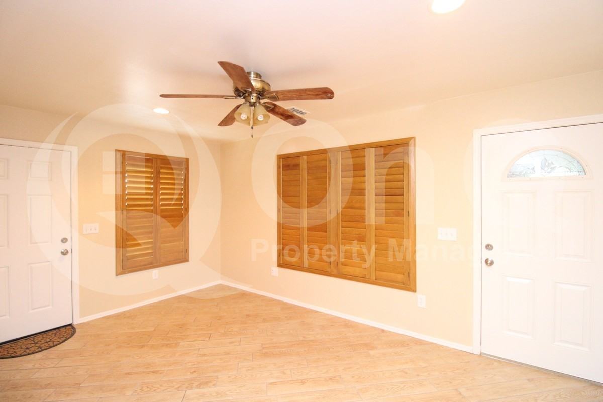 5216 E Florian Ave - Photo 7 of 19