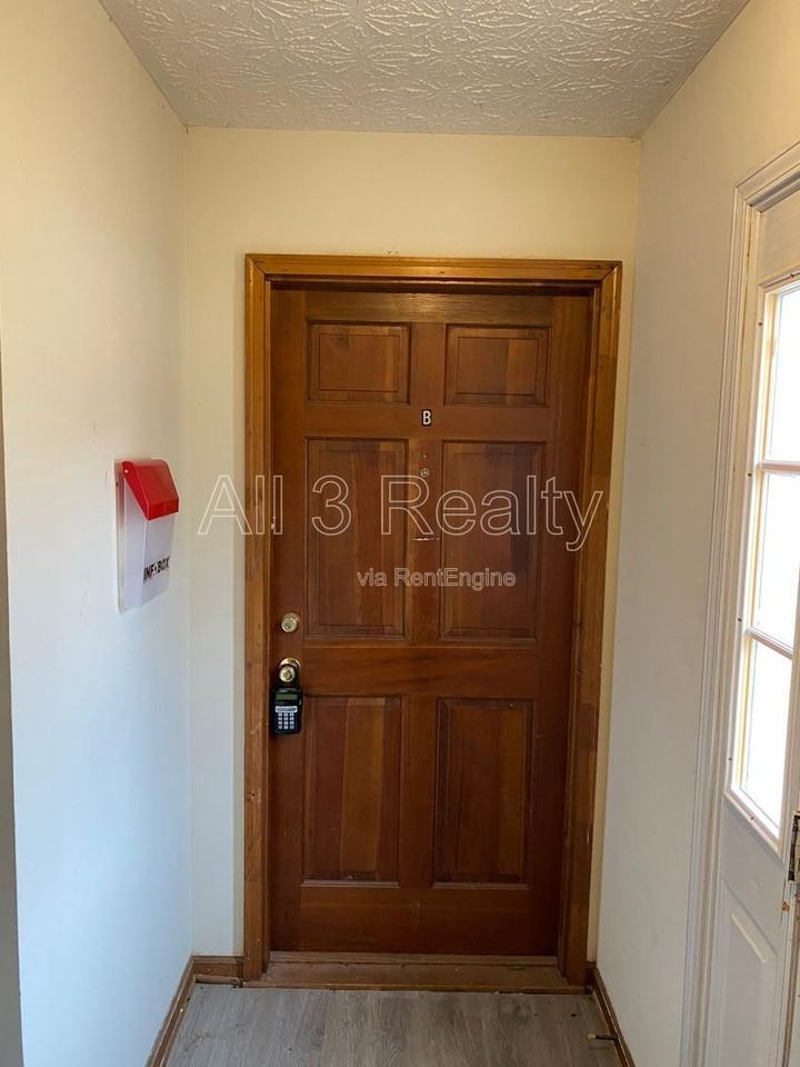 116 Fairhaven Ct #B - Photo 2 of 13