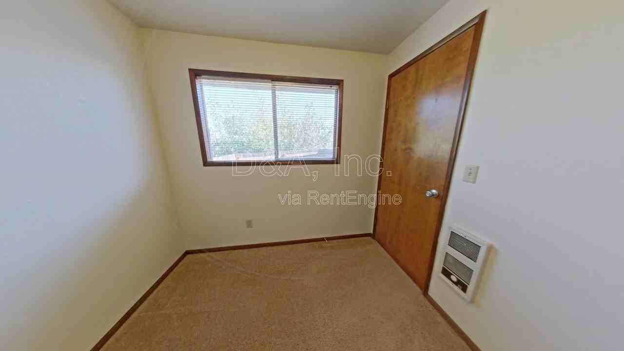 3318 Ne Lancaster St #3 - Photo 6 of 13