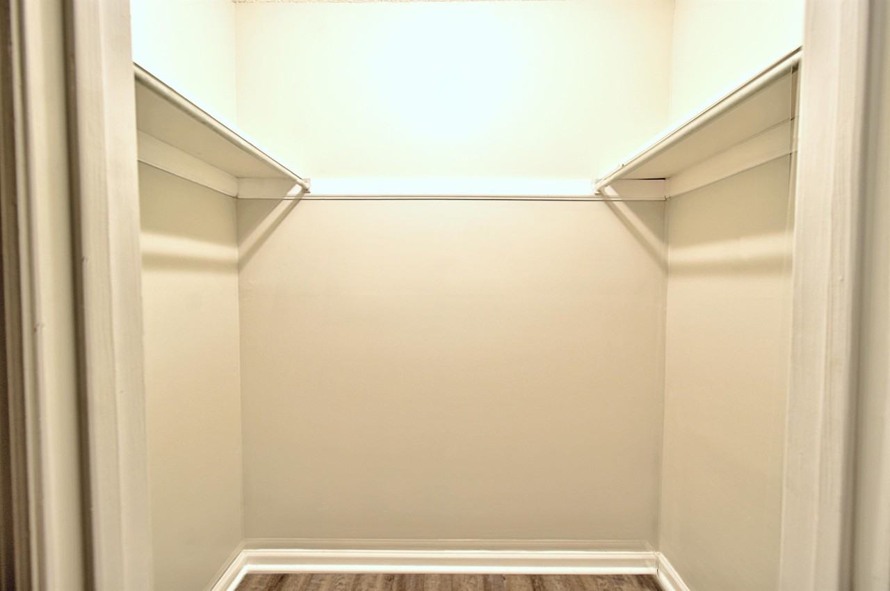 910 Brett Dr #133 - Photo 2 of 19