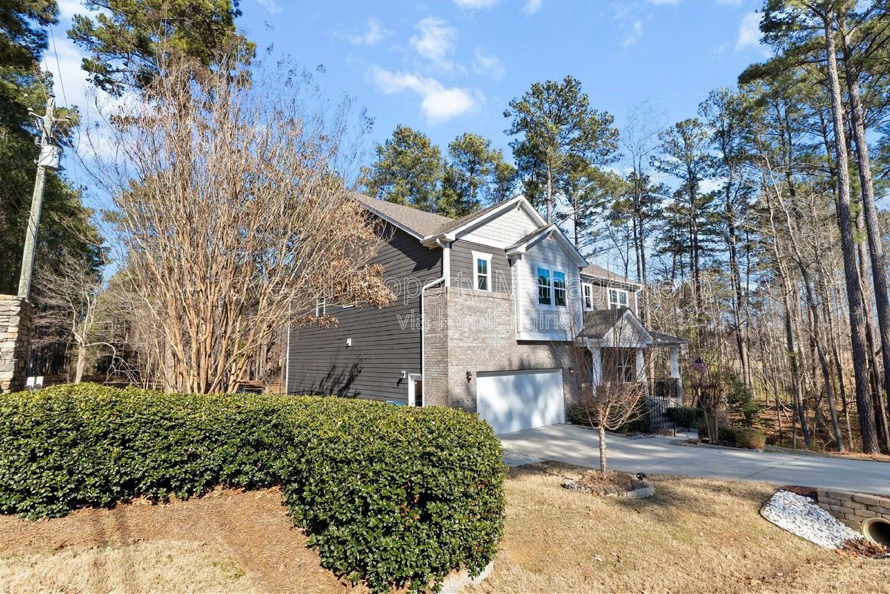 3828 Hickory Manor Dr - Photo 3 of 50