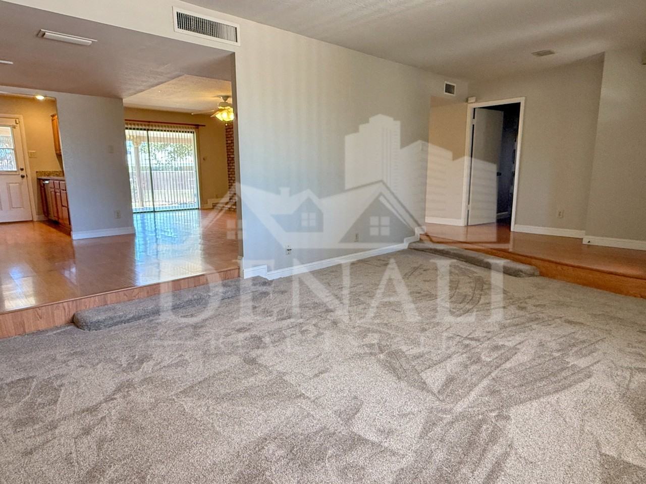 5129 E Emile Zola Ave - Photo 4 of 33