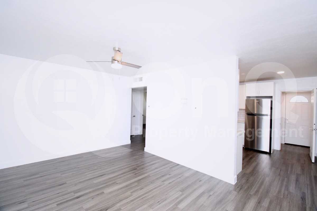 7625 N 12th St #8 - Photo 5 of 17