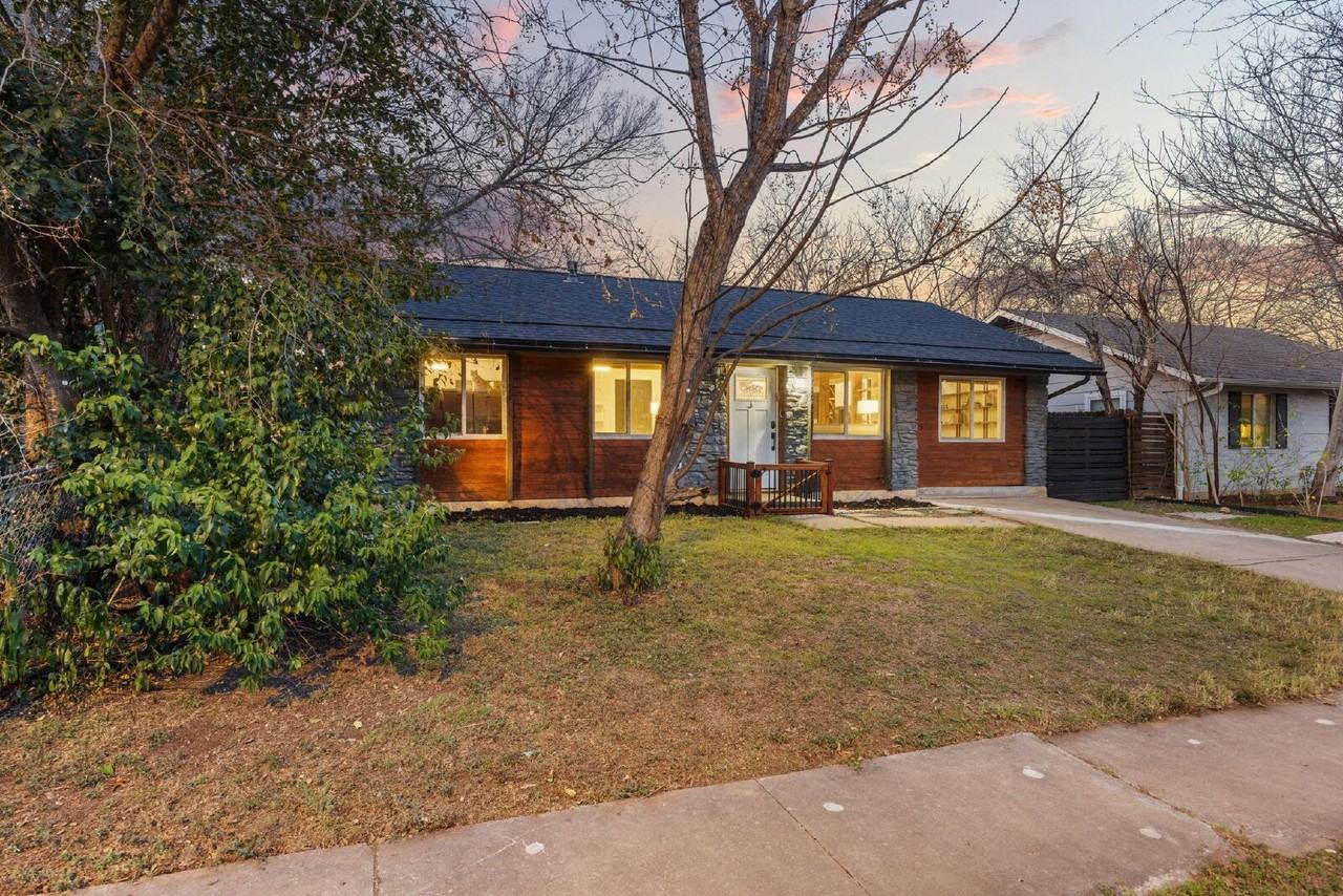 6904 Cherry Meadow Dr - Photo 2 of 30