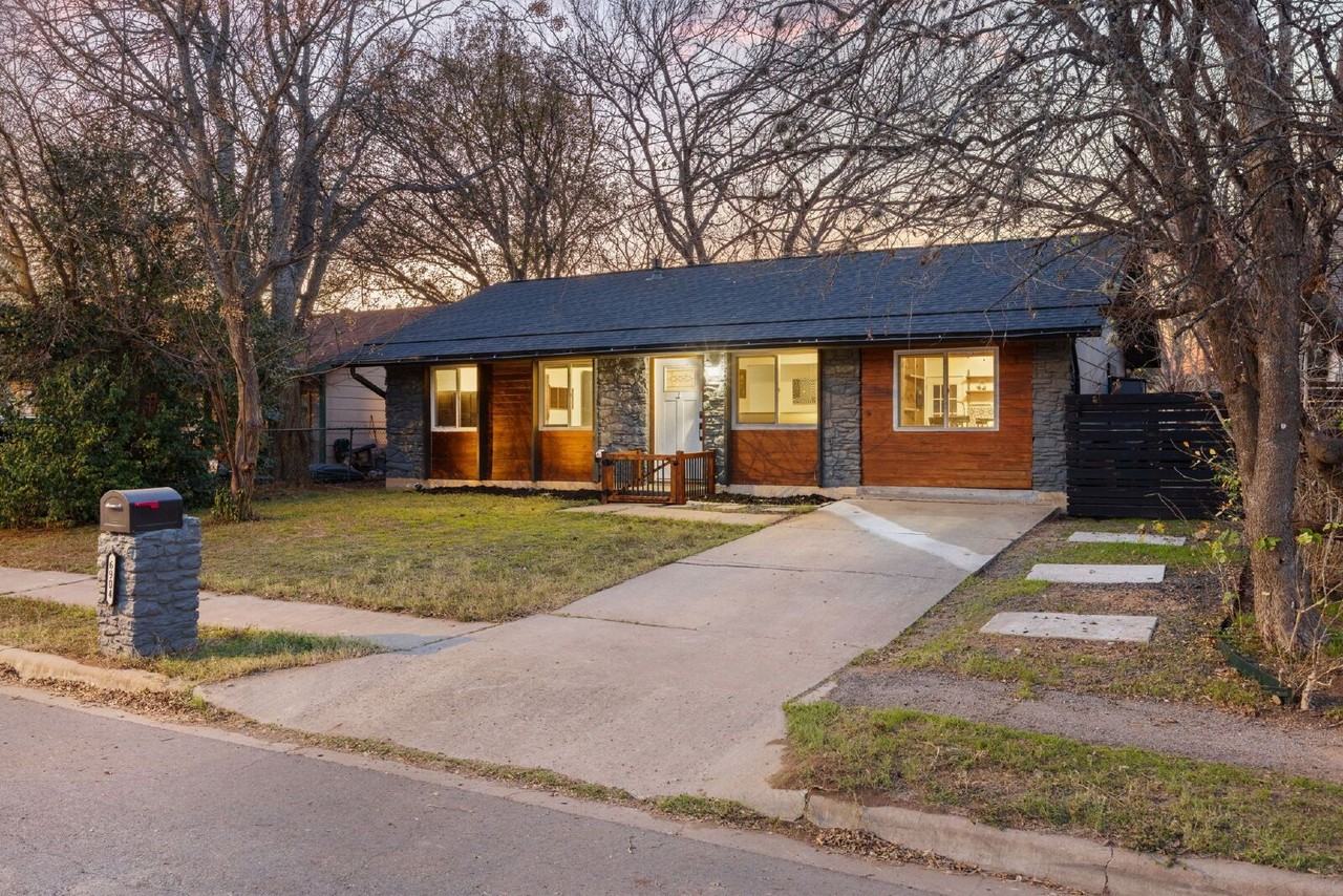 6904 Cherry Meadow Dr - Photo 3 of 30