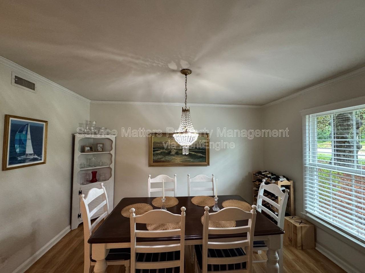 1401 E 34th St - Photo 6 of 27