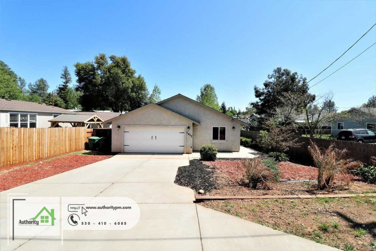 1417 Montana Ave - Photo 5 of 28