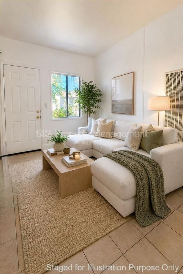 10156 Helendale Ave #10156-1-4 - Photo 2 of 11