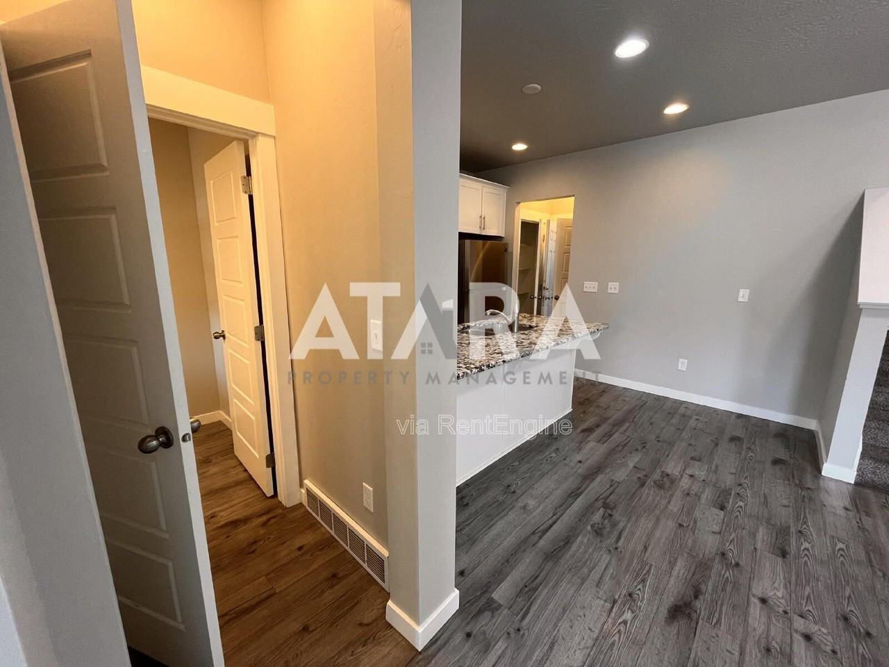 5011 N Marble Fox Way - Photo 5 of 37