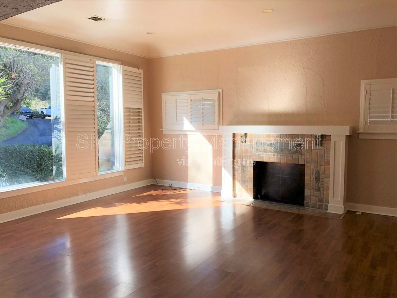 507 E Cypress St - Photo 2 of 18