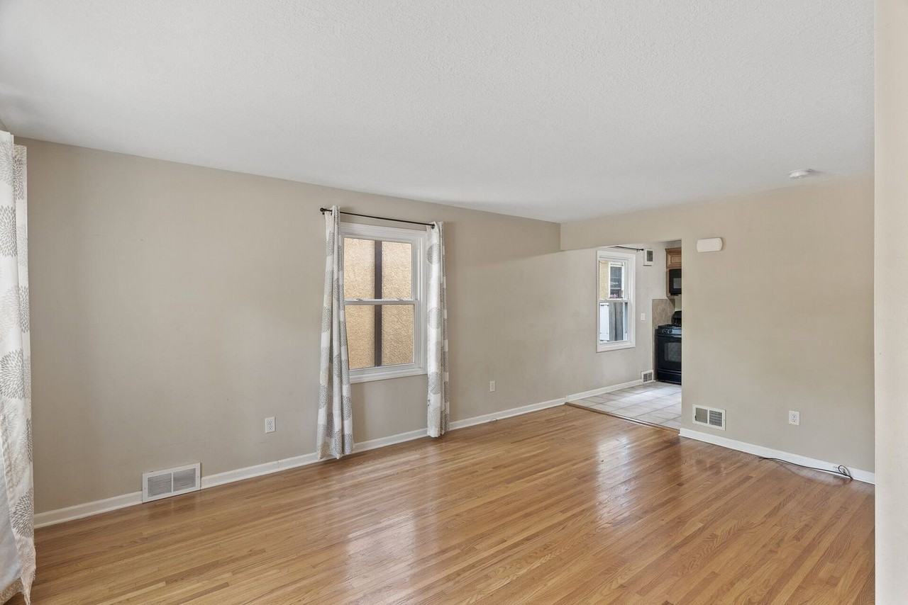 4416 Lyndale Ave S #4416 - Photo 4 of 28