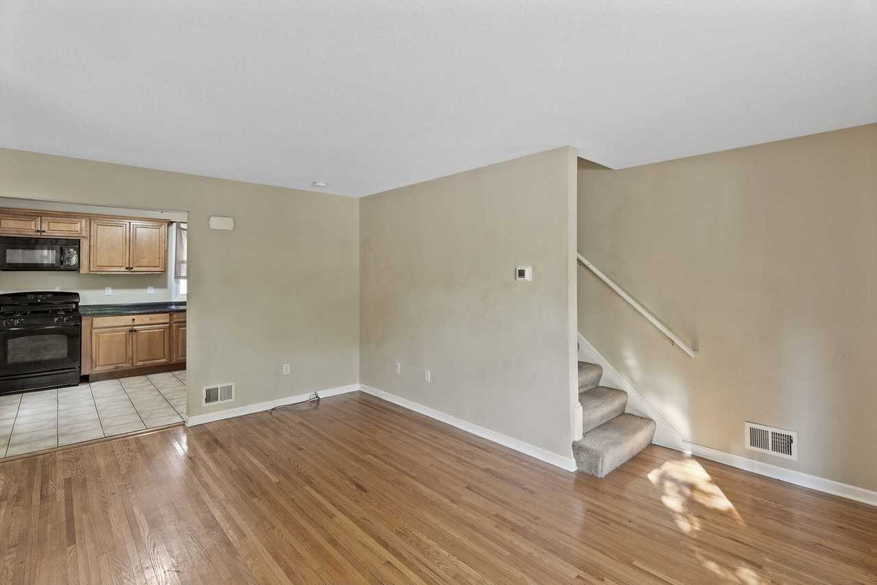 4416 Lyndale Ave S #4416 - Photo 5 of 28