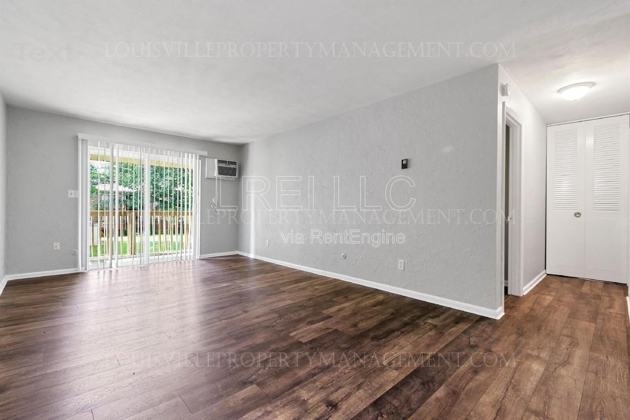 1202 E Walford Dr #2 - Photo 4 of 15