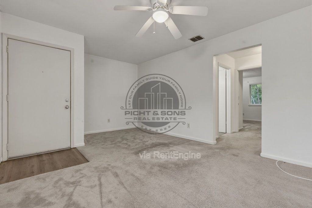 713 Pointe Ct - Photo 3 of 18