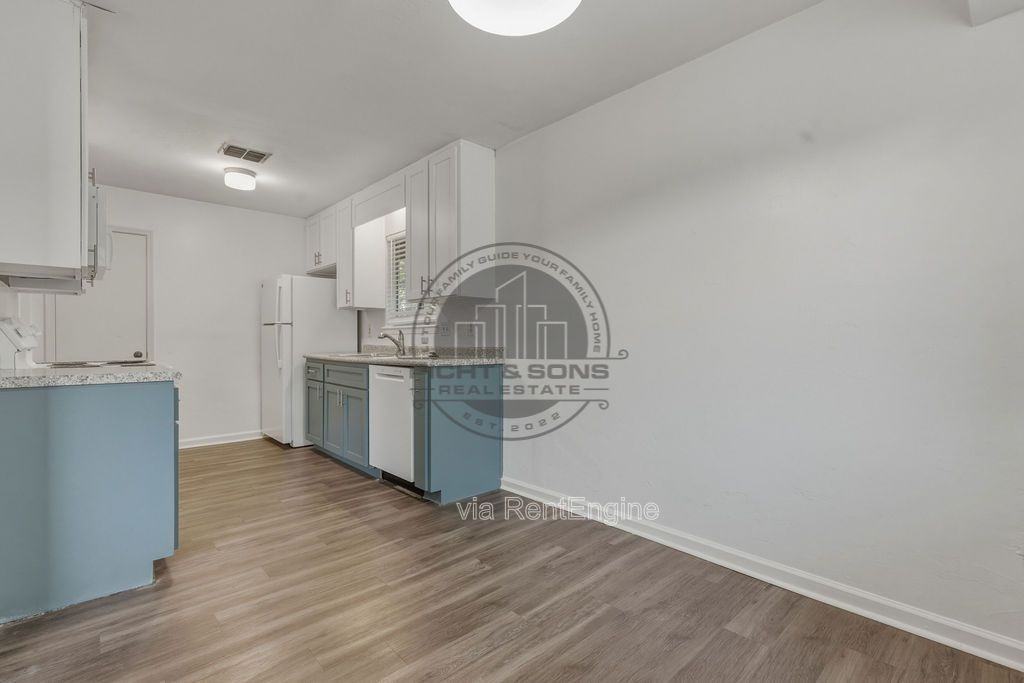 713 Pointe Ct - Photo 6 of 18