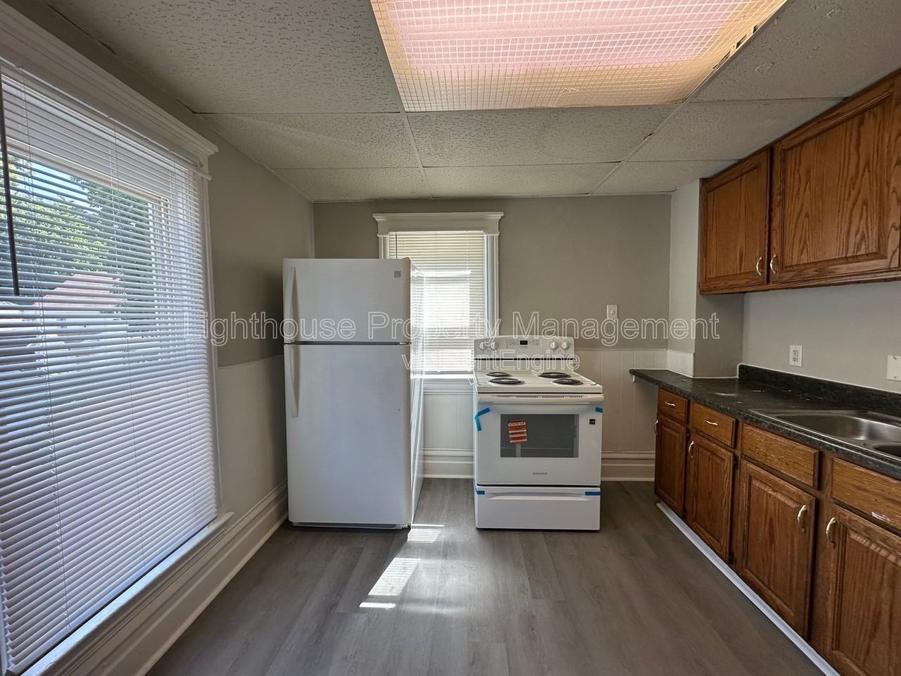 43 Mckinley Ave S - Photo 2 of 7