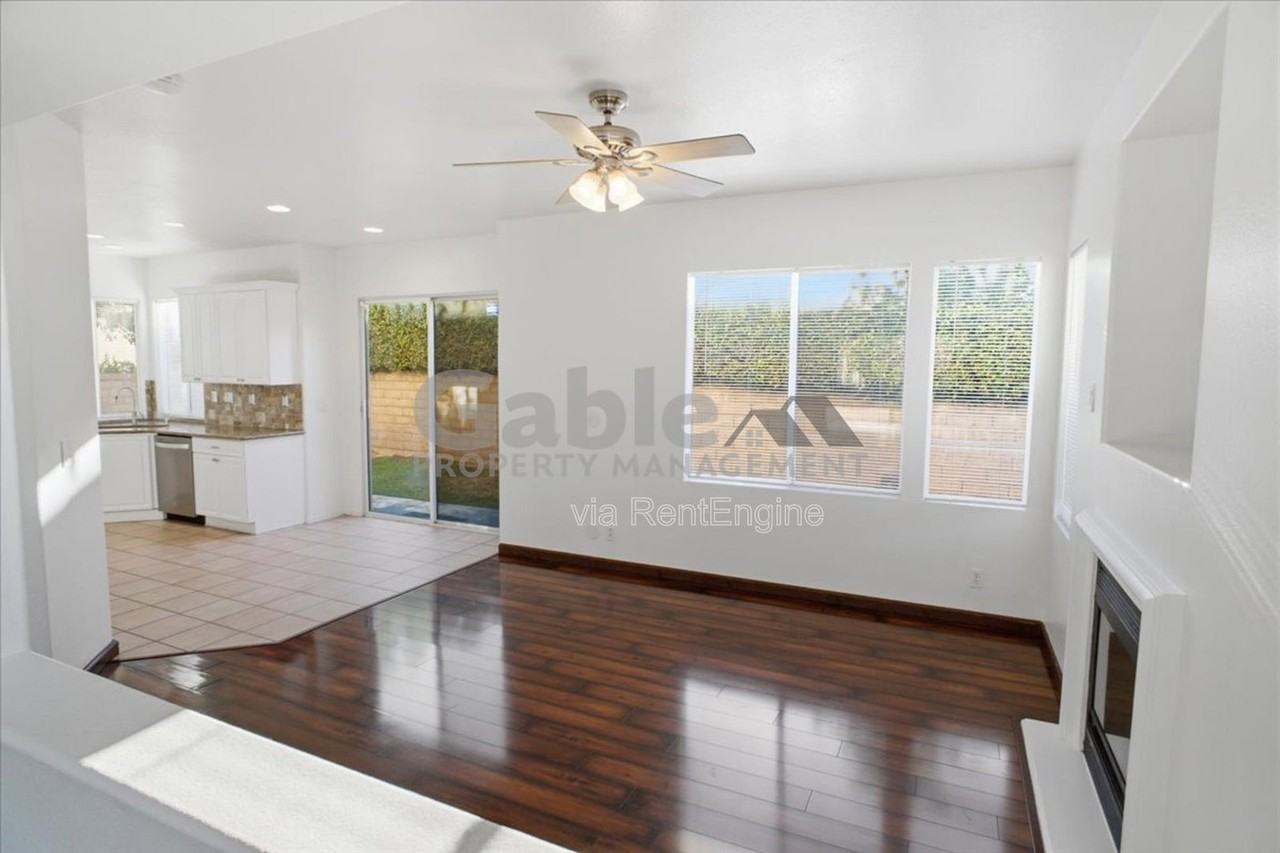 28075 Daydream Way - Photo 7 of 23