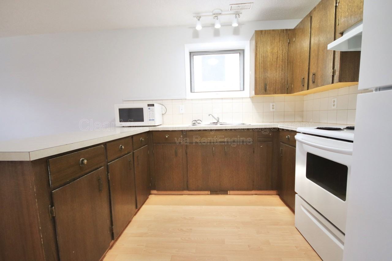 1224 5a Ave S - Photo 6 of 19