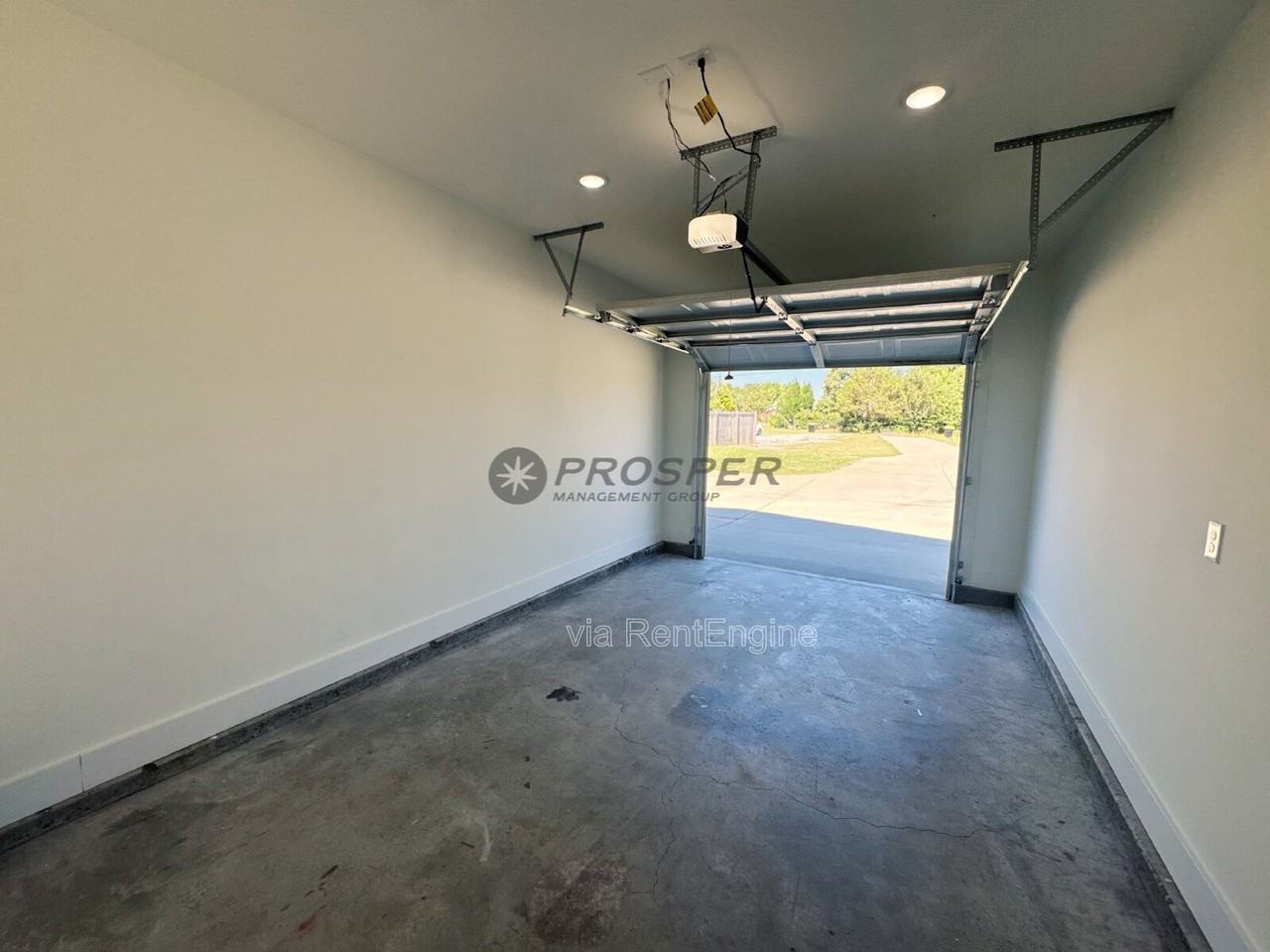 4056 Parris Bridge Rd - Photo 4 of 41