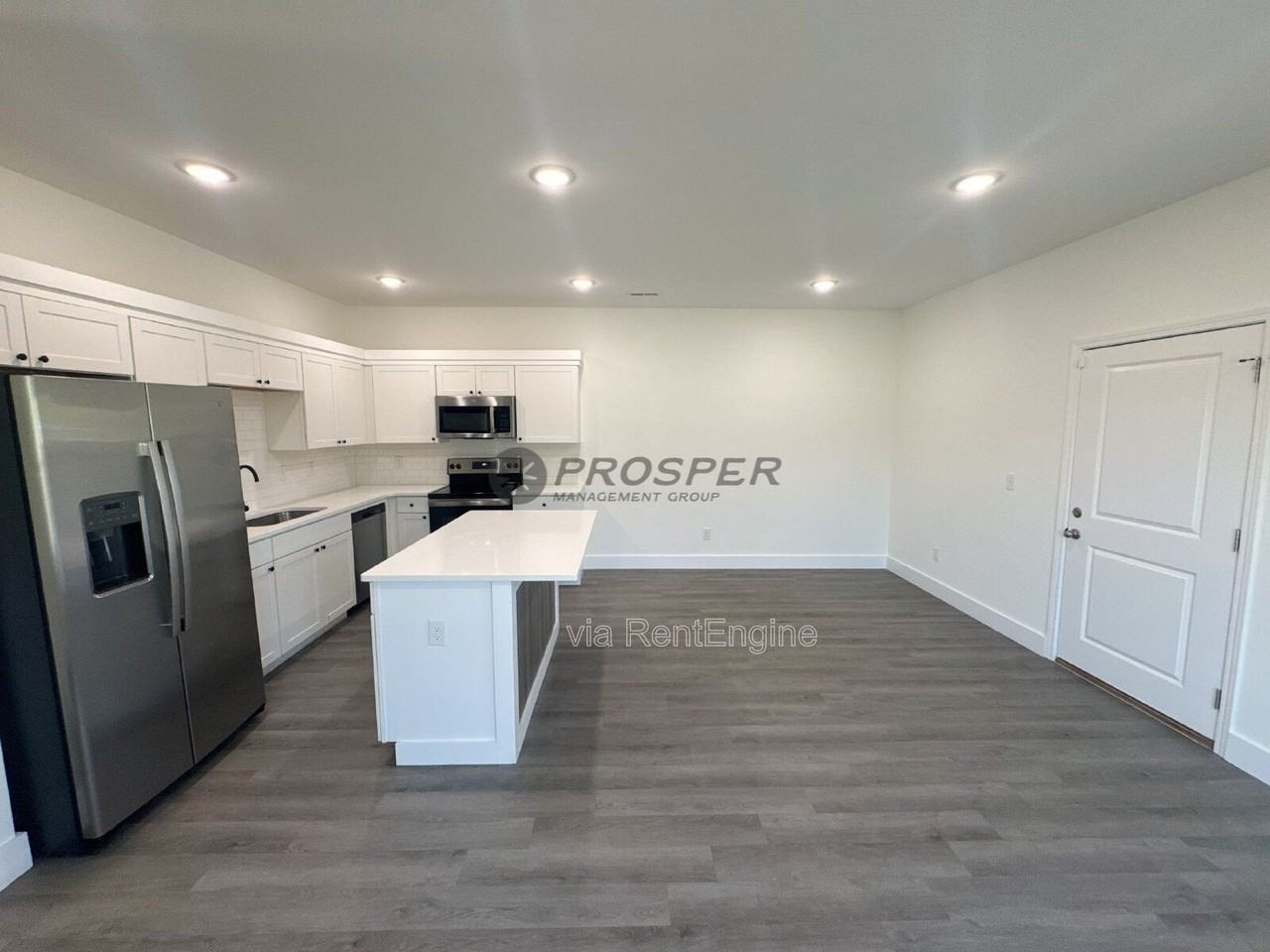 4056 Parris Bridge Rd - Photo 7 of 41