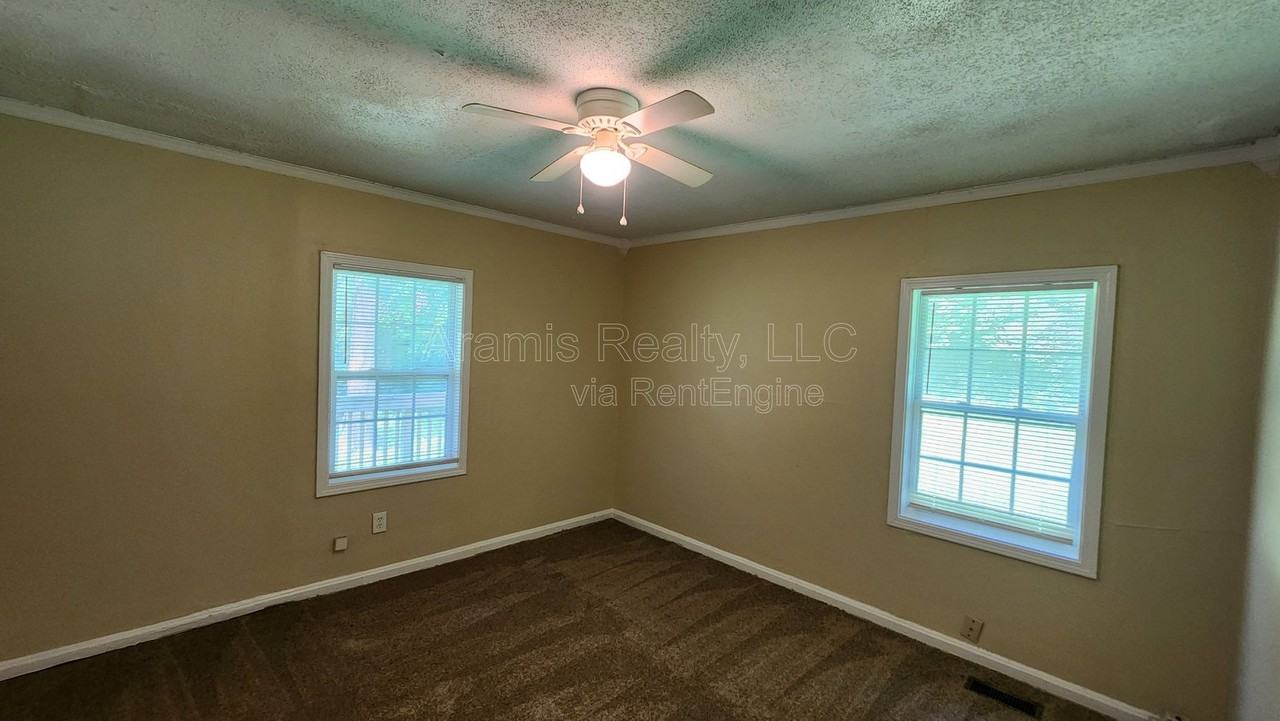 6565 Camp St - Photo 6 of 13