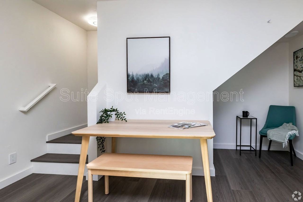 209 Madison Ave #B3 - Photo 5 of 9