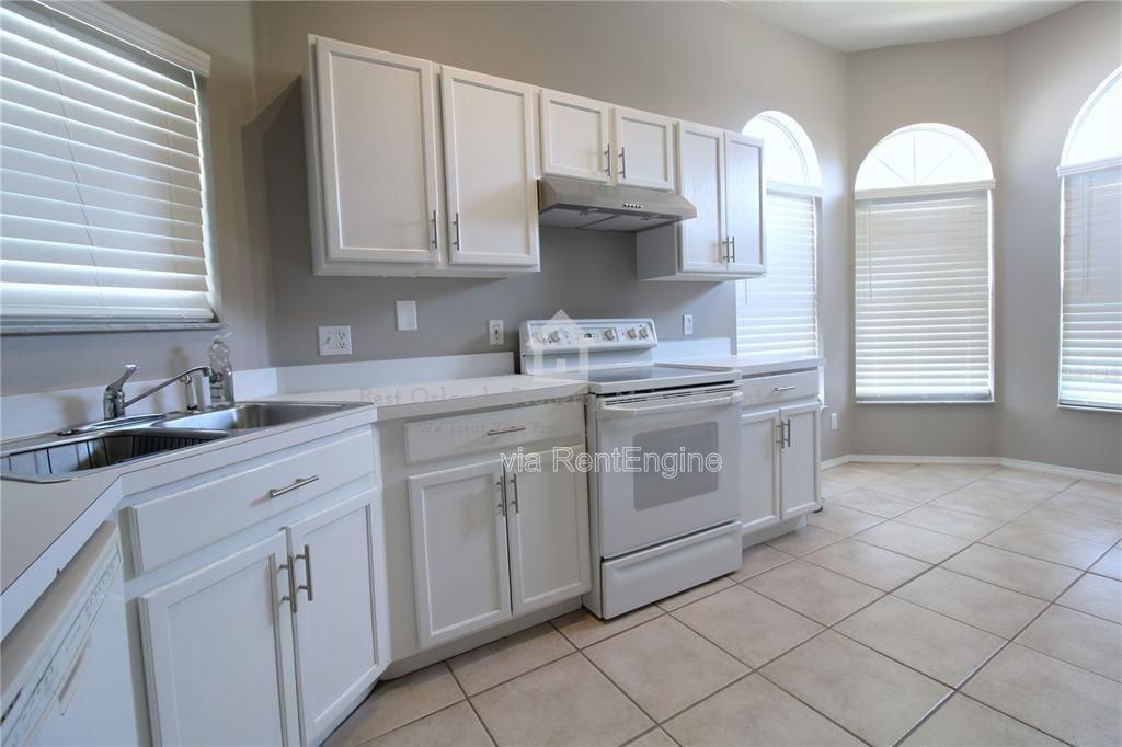 464 Briar Bay Cir - Photo 3 of 26