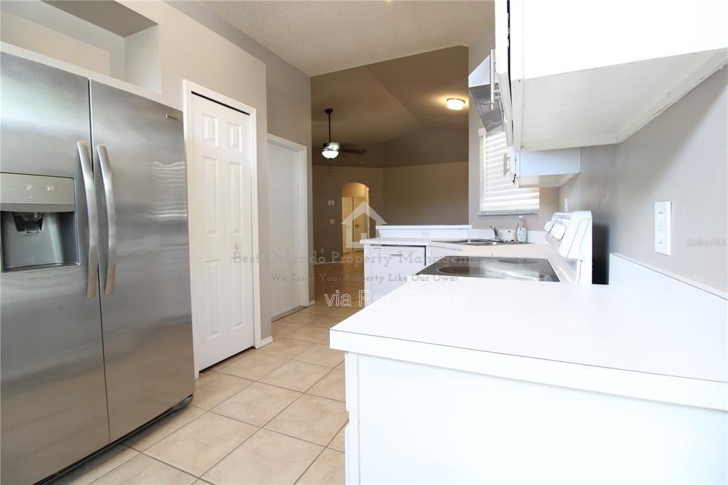 464 Briar Bay Cir - Photo 5 of 26
