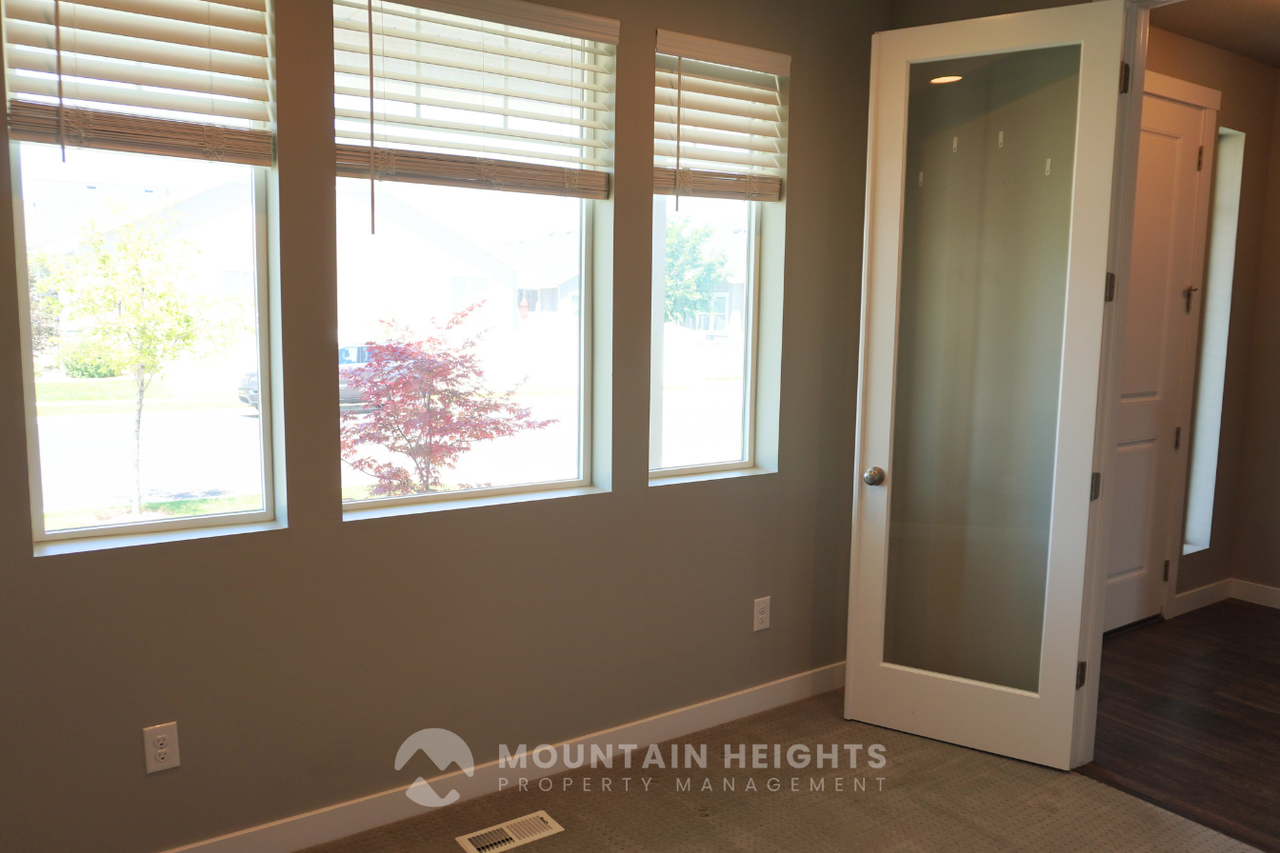 3977 W Penstemon Way - Photo 6 of 50