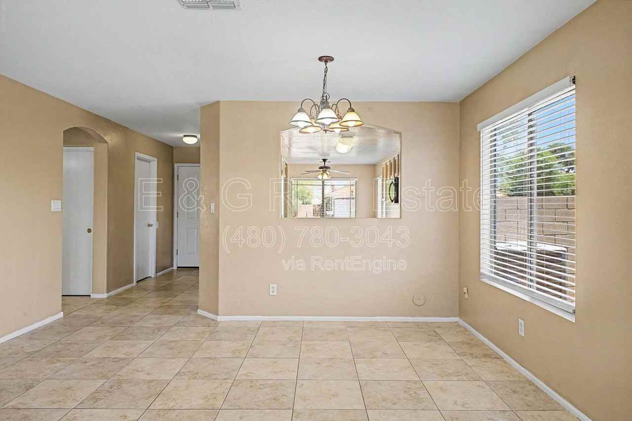 13153 W Mauna Loa Ln - Photo 6 of 26