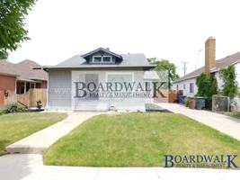 featured image of 657 E Warnock Ave