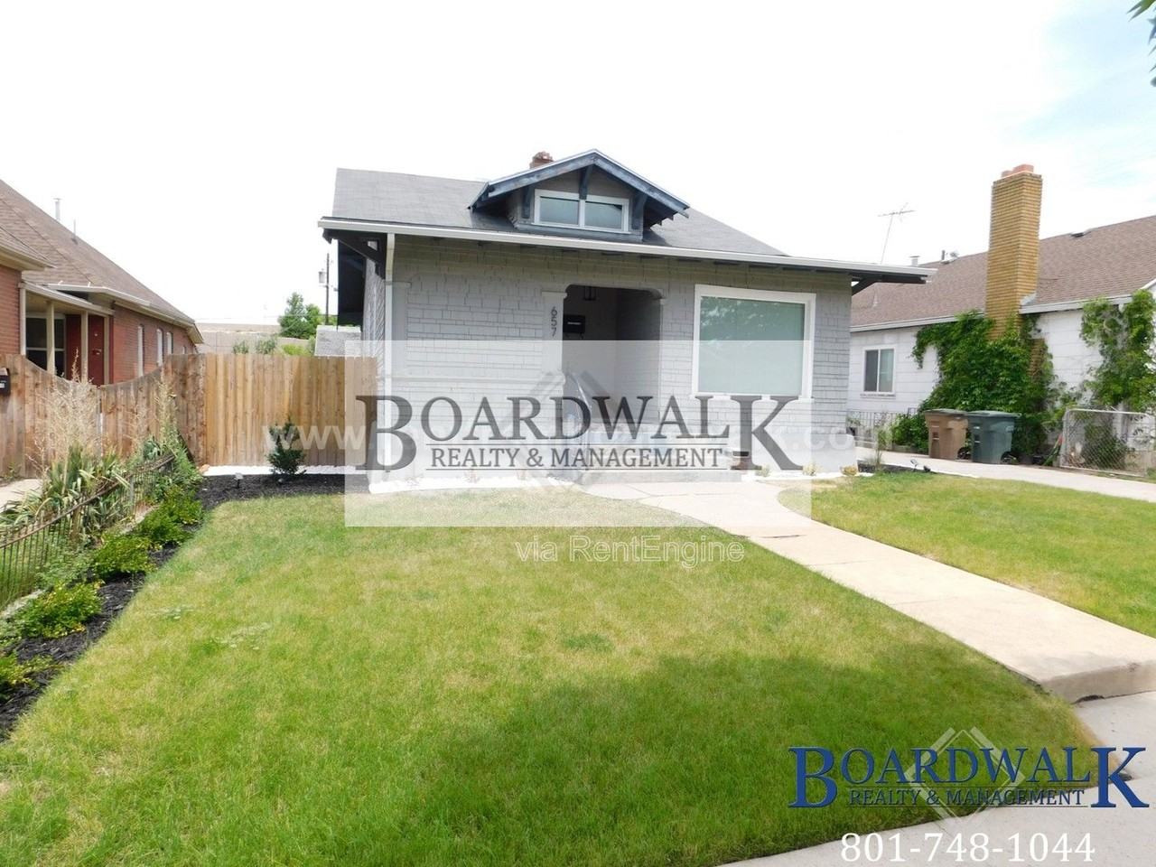 657 E Warnock Ave - Photo 2 of 37