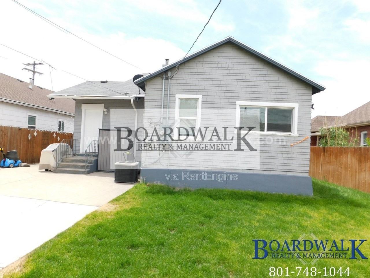 657 E Warnock Ave - Photo 6 of 37
