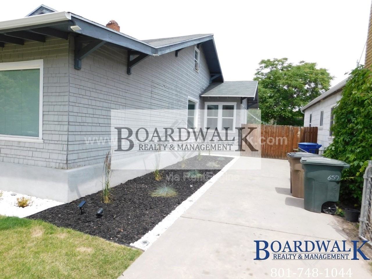 657 E Warnock Ave - Photo 7 of 37