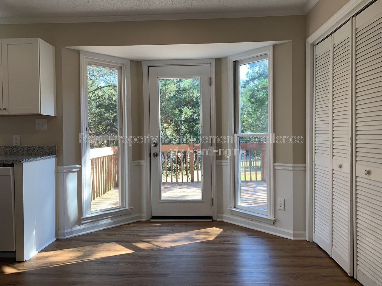 4437 Whisperwood Dr - Photo 4 of 36