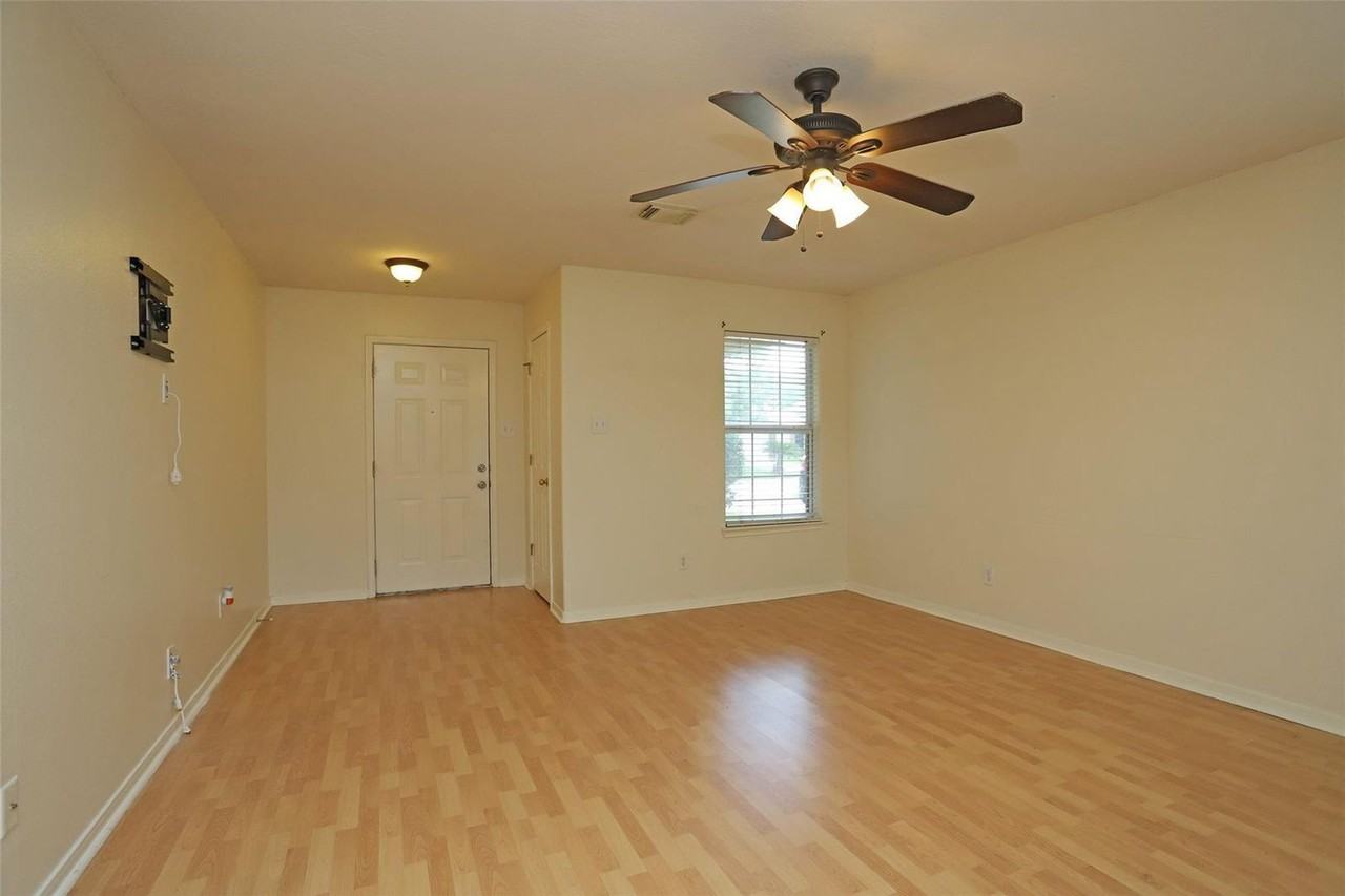 7518 Drifting Willow Ct - Photo 5 of 27