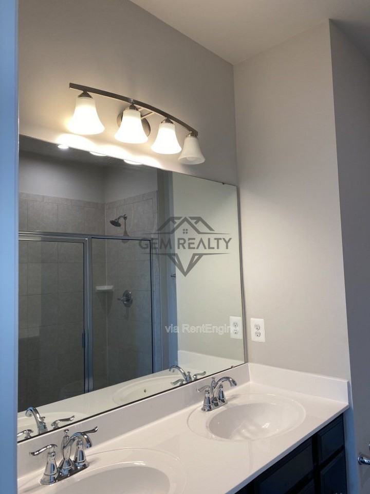 531 View Point Way - Photo 4 of 50