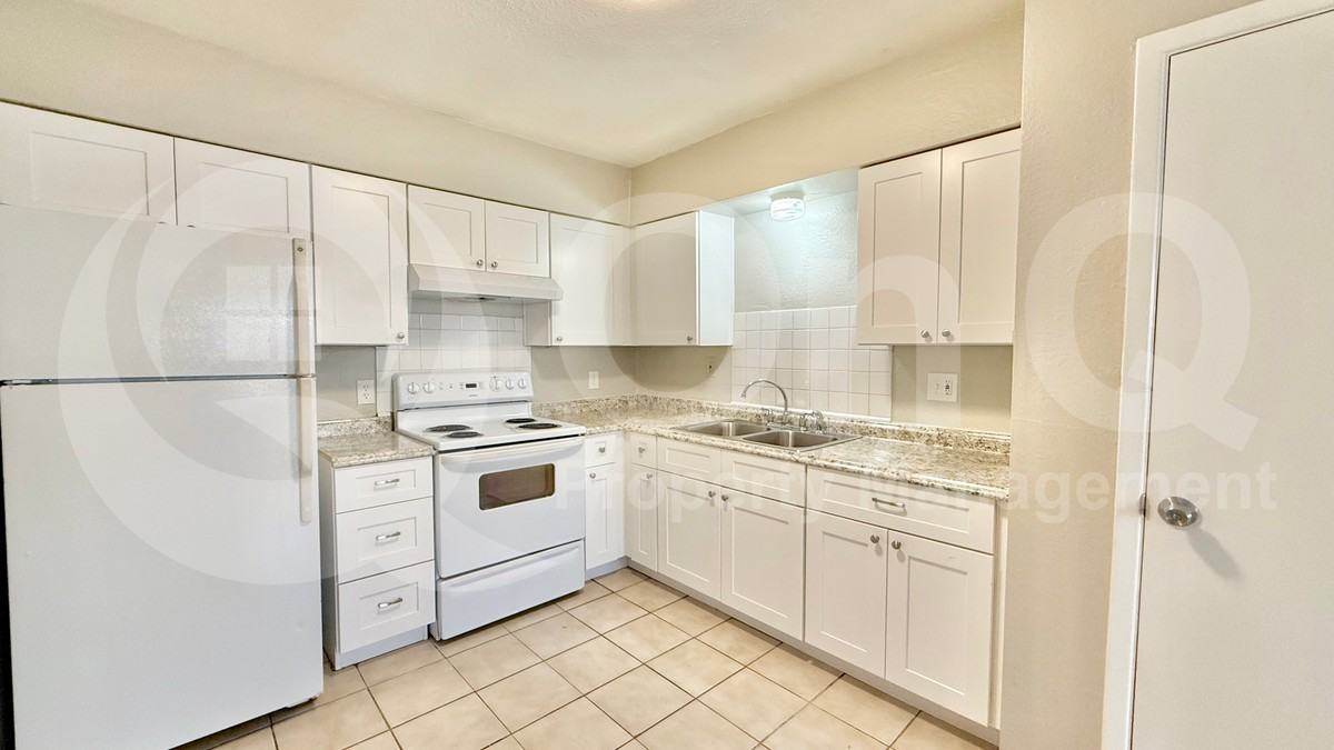 1861 N Center St #2 - Photo 7 of 24