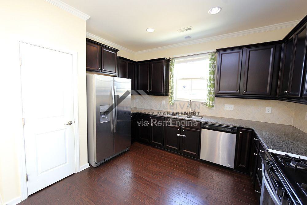 44 Argonaut Dr - Photo 4 of 22