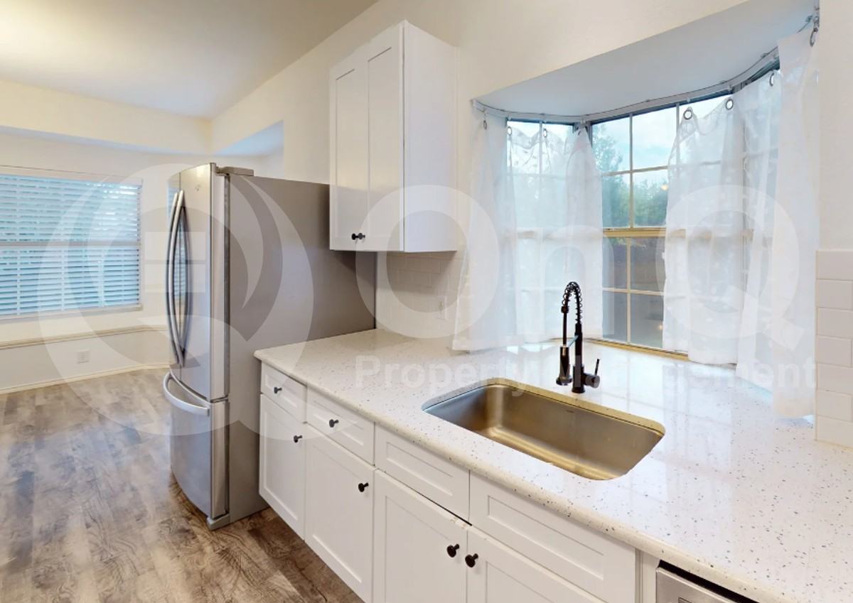 4205 Holly Dr - Photo 4 of 24